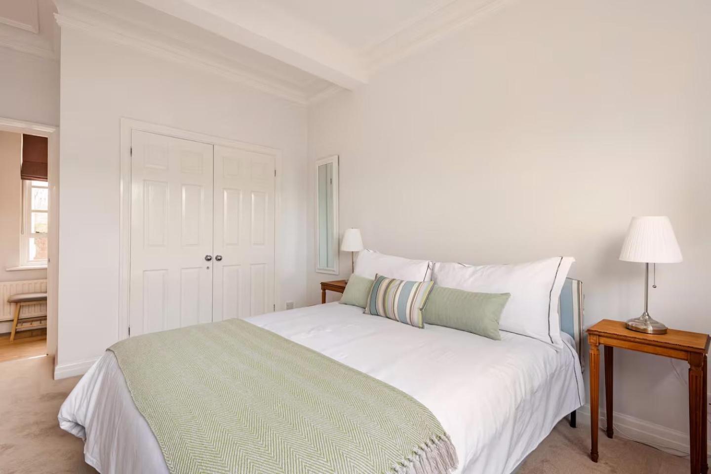 Nordic Regency Apartment Cheltenham Exterior foto