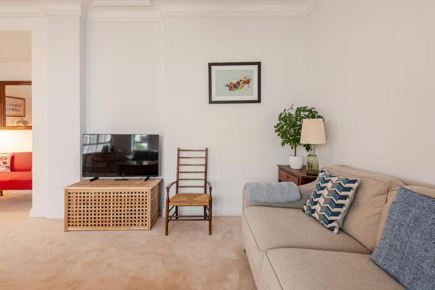 Nordic Regency Apartment Cheltenham Exterior foto